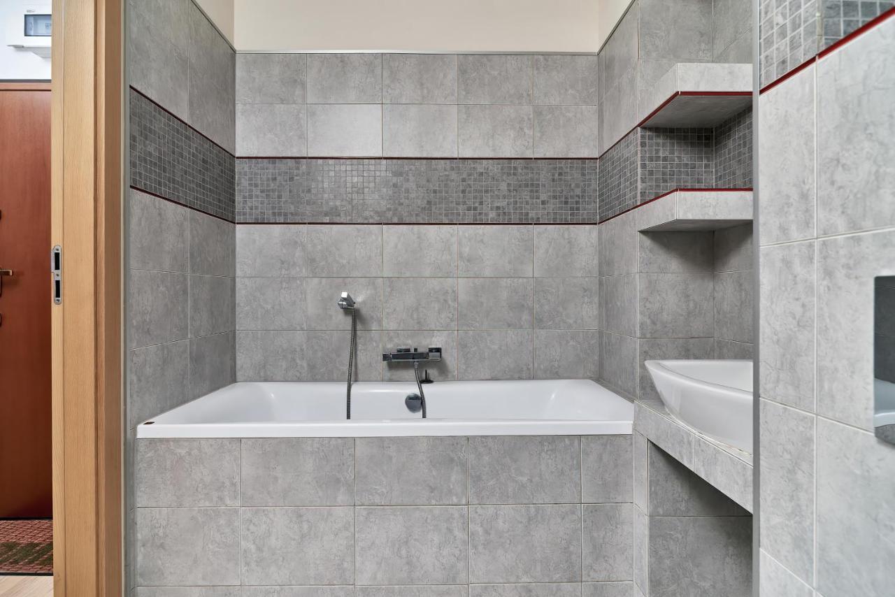 Apartament Spizowa Z Balkonem Wroclaw By Noclegi Renters Breslávia Exterior foto